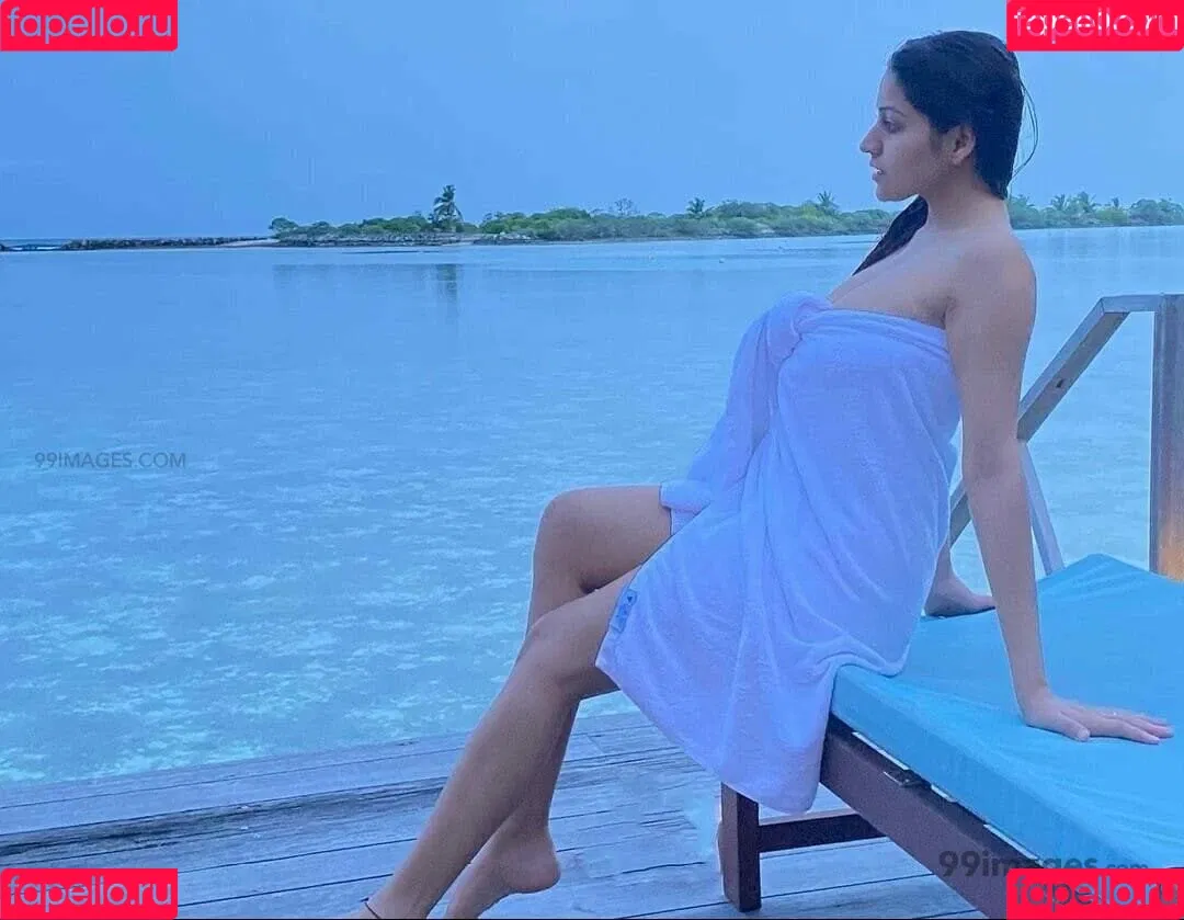 Simran Kaur Hundal Onlyfans Photo Gallery 
