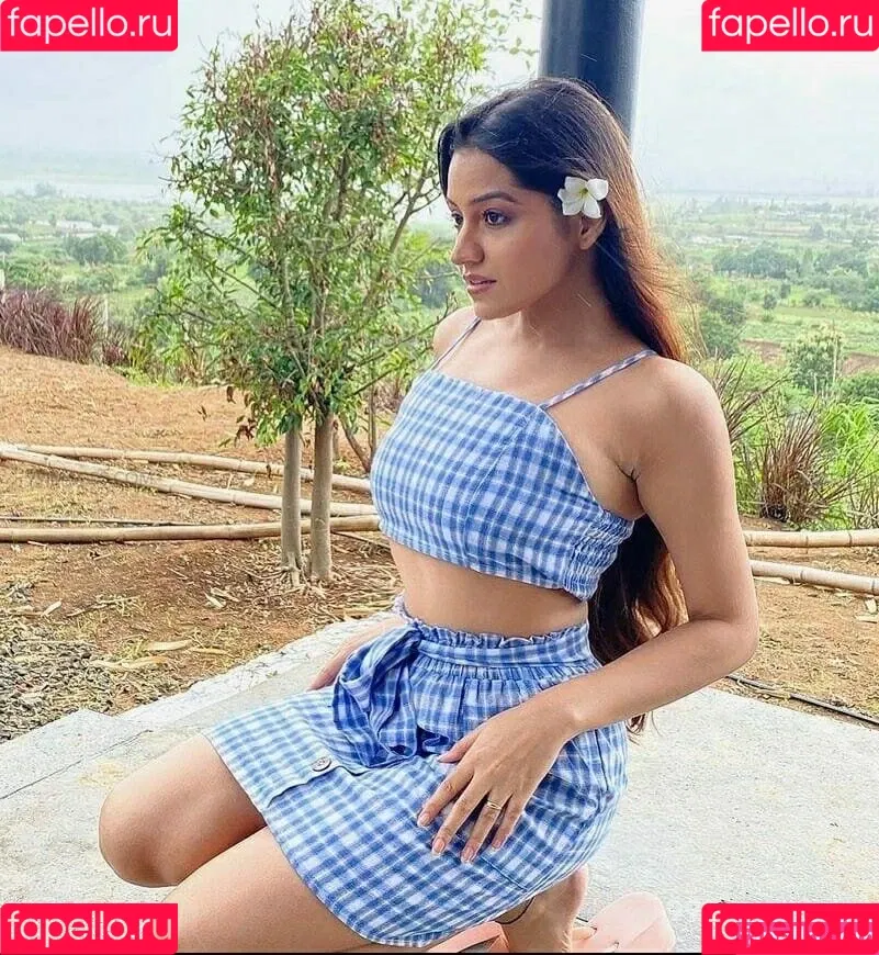 Simran Kaur Hundal Onlyfans Photo Gallery 