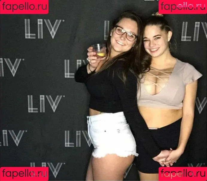 Schuyler Thornton Onlyfans Photo Gallery 