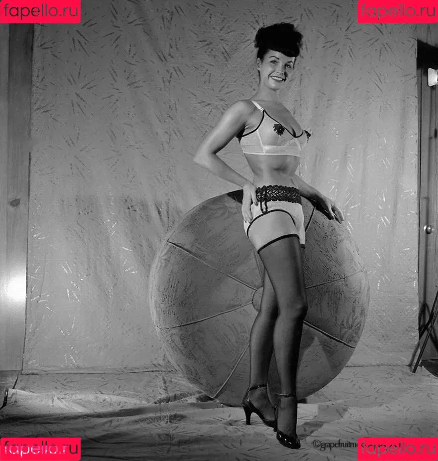 Bettie Page Onlyfans Photo Gallery 