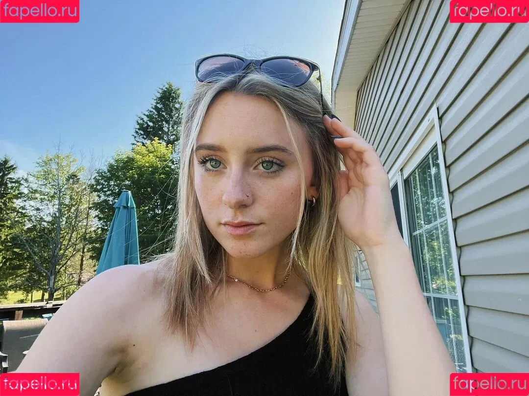Audra Miller Onlyfans Photo Gallery 