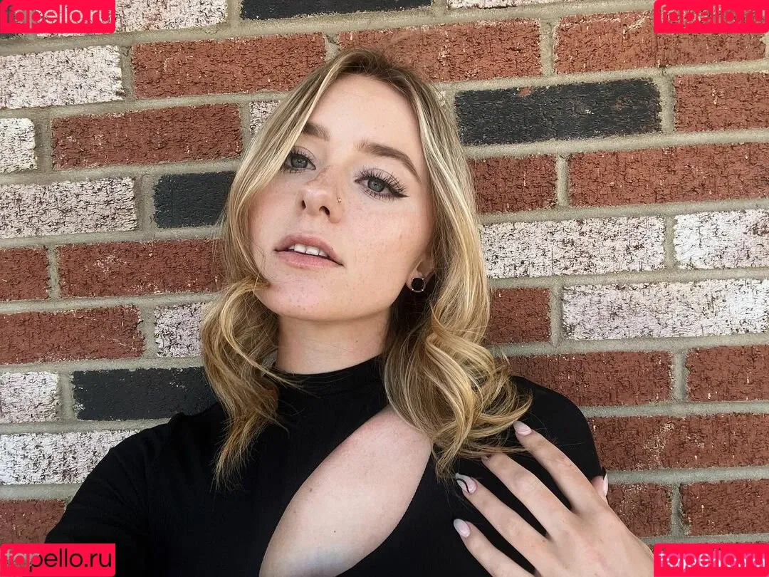 Audra Miller Onlyfans Photo Gallery 