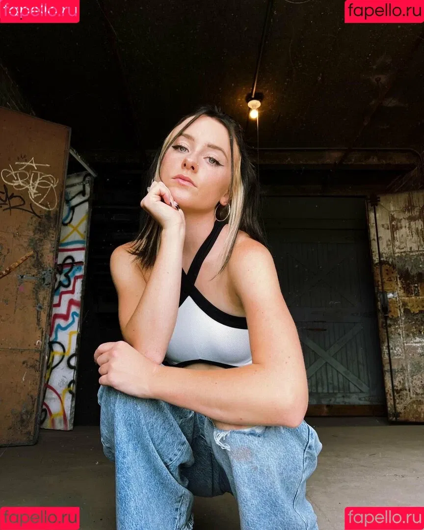 Audra Miller Onlyfans Photo Gallery 