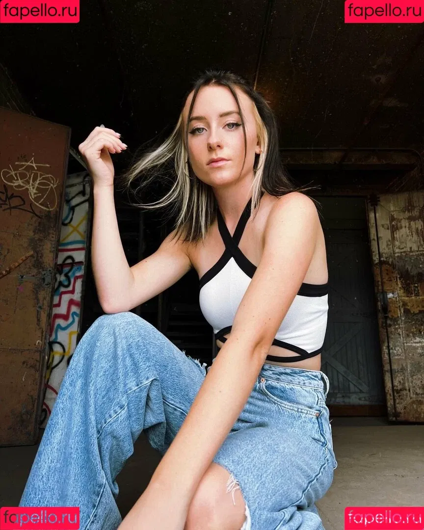 Audra Miller Onlyfans Photo Gallery 