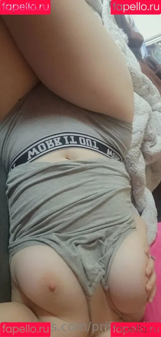 princesslittlelucy Onlyfans Photo Gallery 
