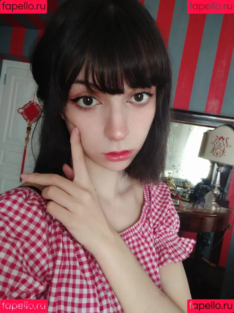 Himee.lily Onlyfans Photo Gallery 