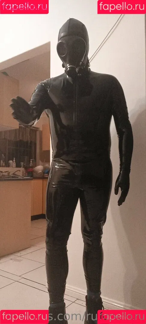 rubbersorcerer Onlyfans Photo Gallery 