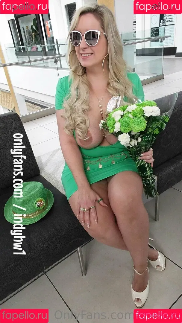 indyhw Onlyfans Photo Gallery 