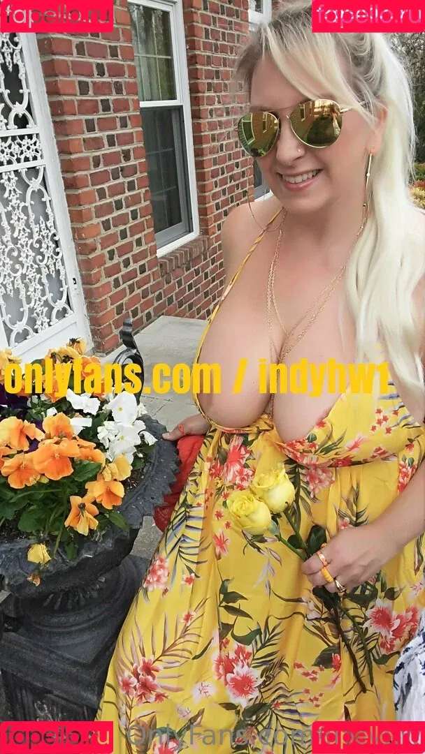 indyhw Onlyfans Photo Gallery 