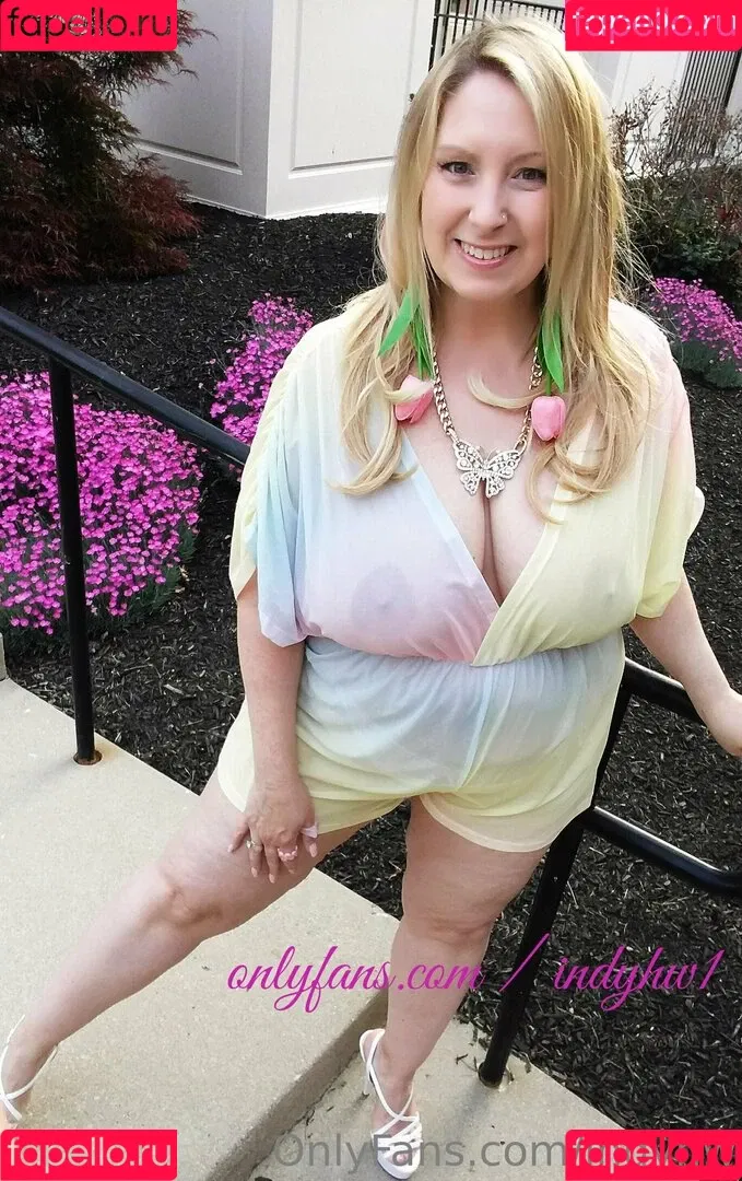 indyhw Onlyfans Photo Gallery 