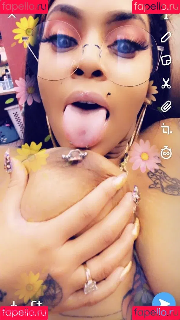 PrettyKezzy202 Onlyfans Photo Gallery 