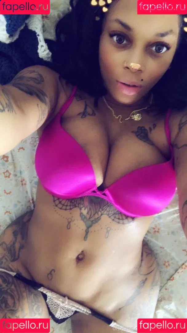 PrettyKezzy202 Onlyfans Photo Gallery 