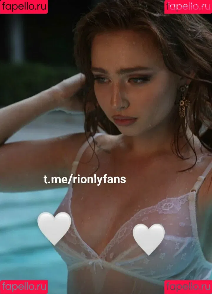 Renata Valliulina Onlyfans Photo Gallery 