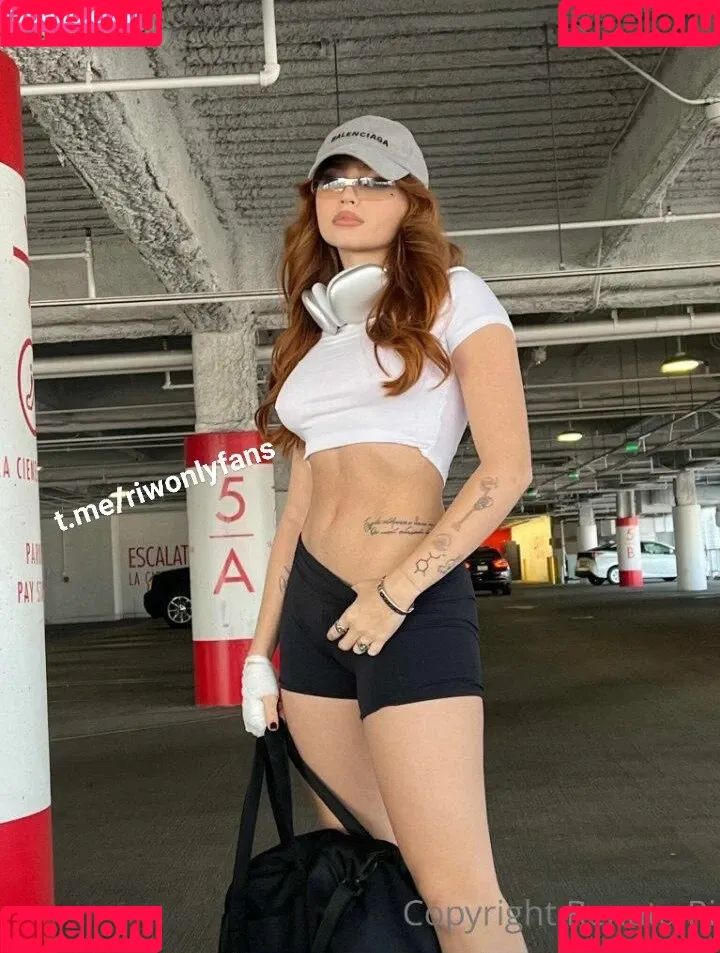 Renata Valliulina Onlyfans Photo Gallery 