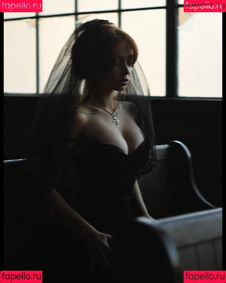 Renata Valliulina Onlyfans Photo Gallery 