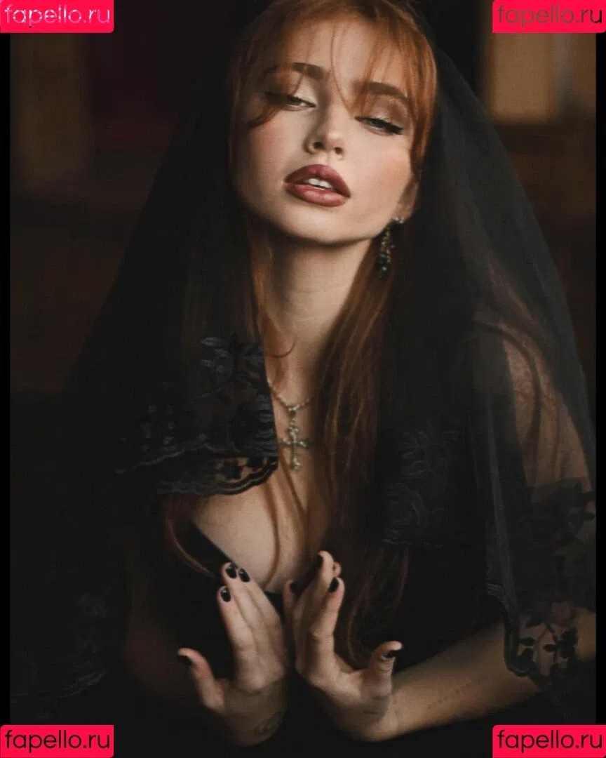 Renata Valliulina Onlyfans Photo Gallery 