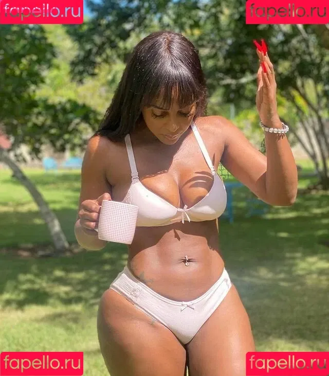 Amara La Negra Onlyfans Photo Gallery 
