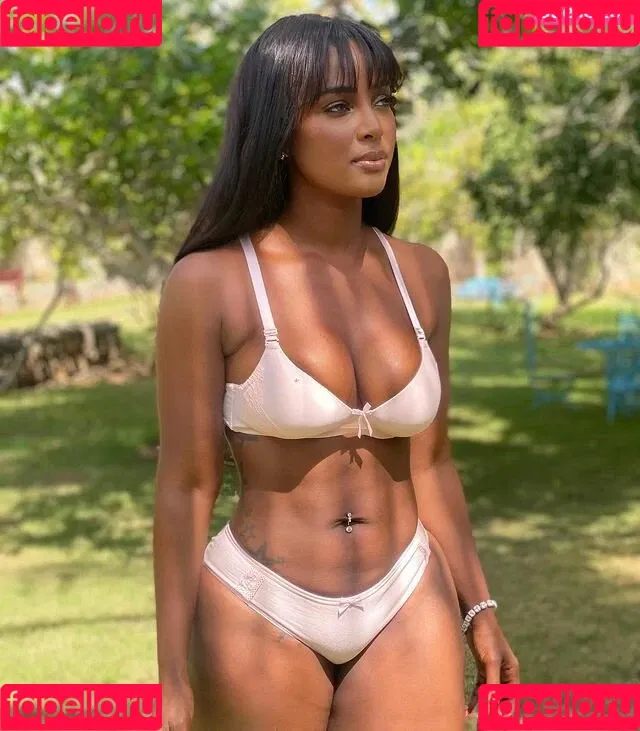 Amara La Negra Onlyfans Photo Gallery 