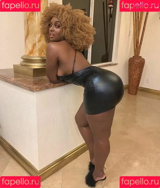 Amara La Negra Onlyfans Photo Gallery 