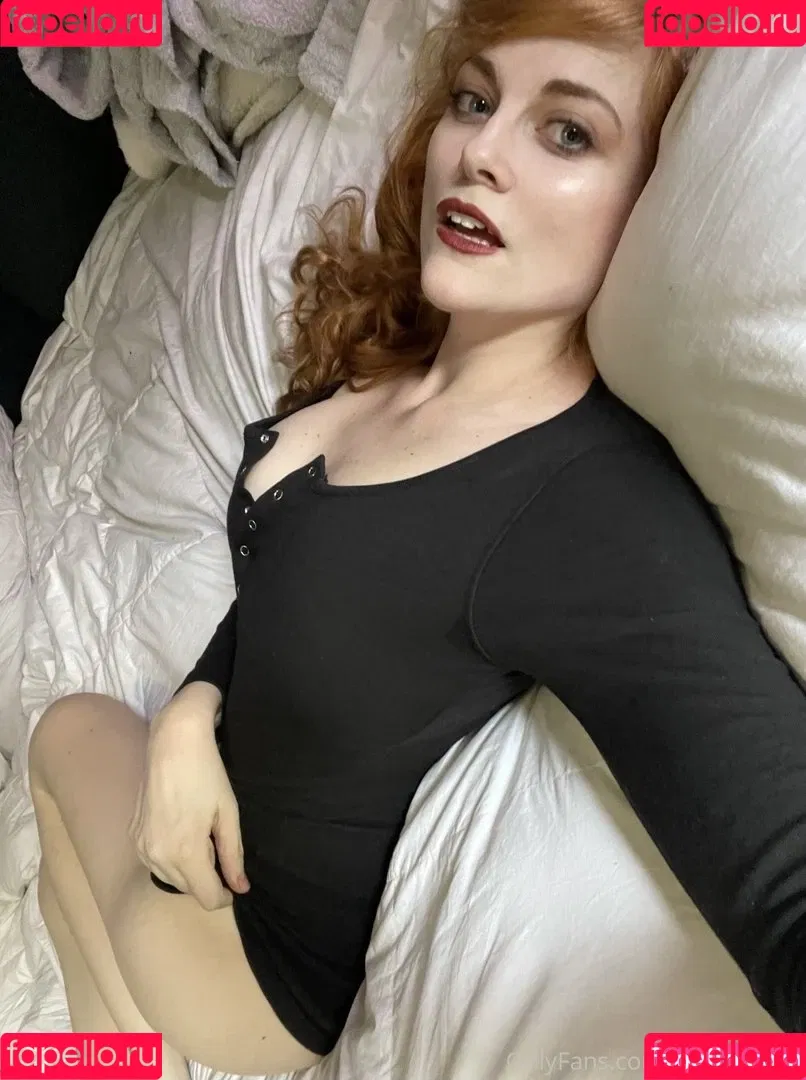 Sarah Beattie Onlyfans Photo Gallery 