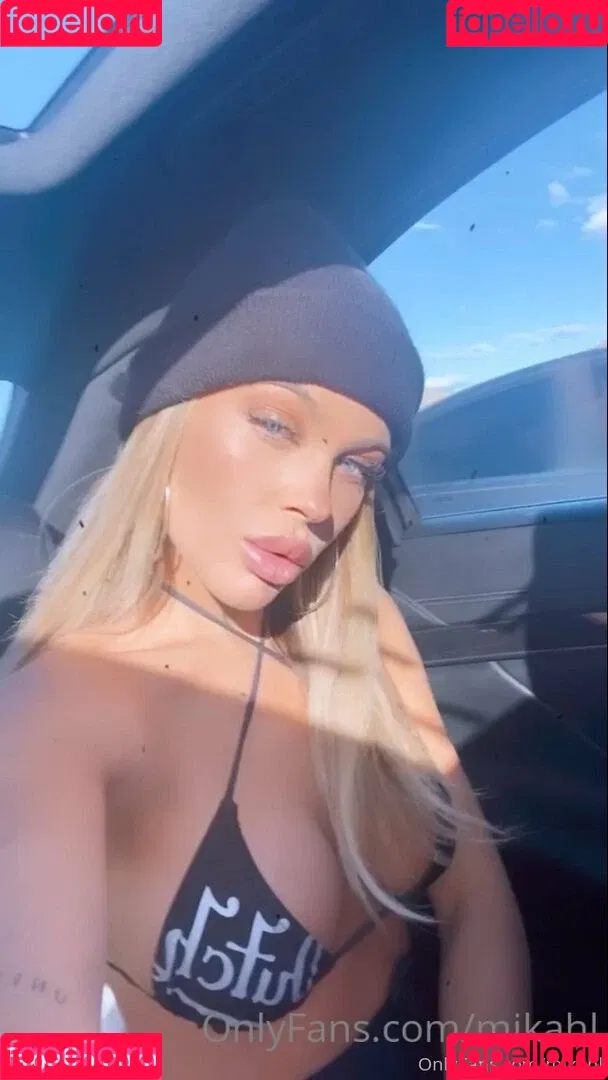 mikahl Onlyfans Photo Gallery 