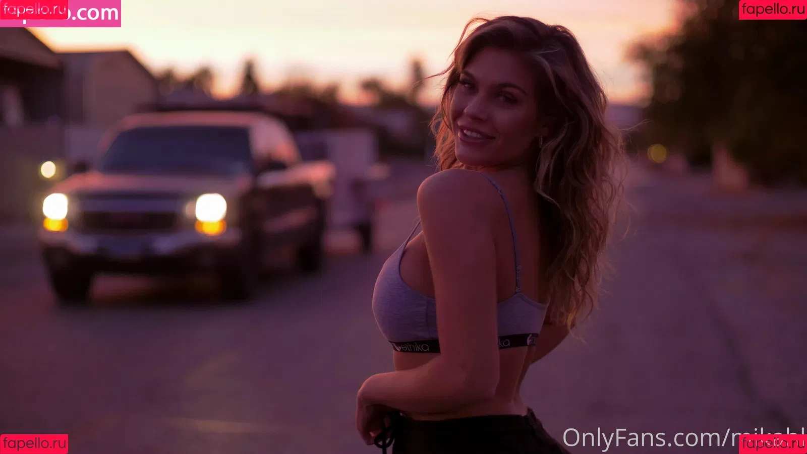 mikahl Onlyfans Photo Gallery 