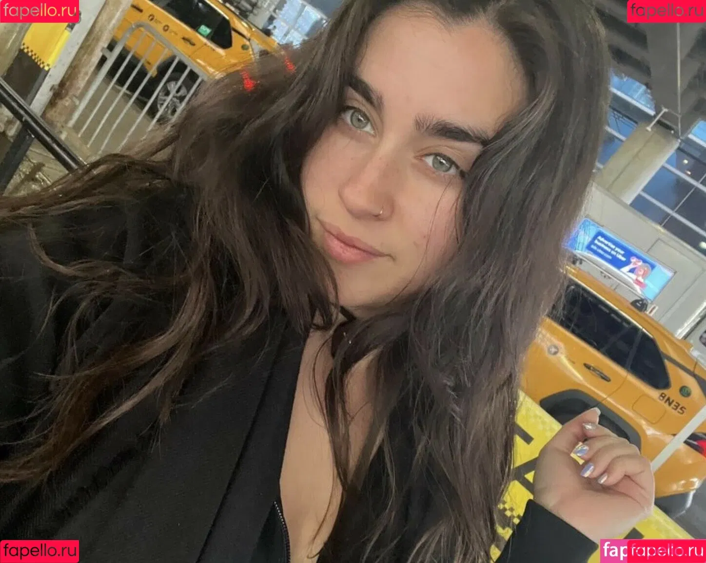 Lauren Jauregui Onlyfans Photo Gallery 