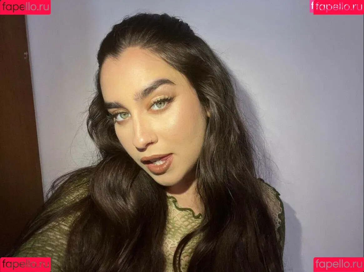 Lauren Jauregui Onlyfans Photo Gallery 