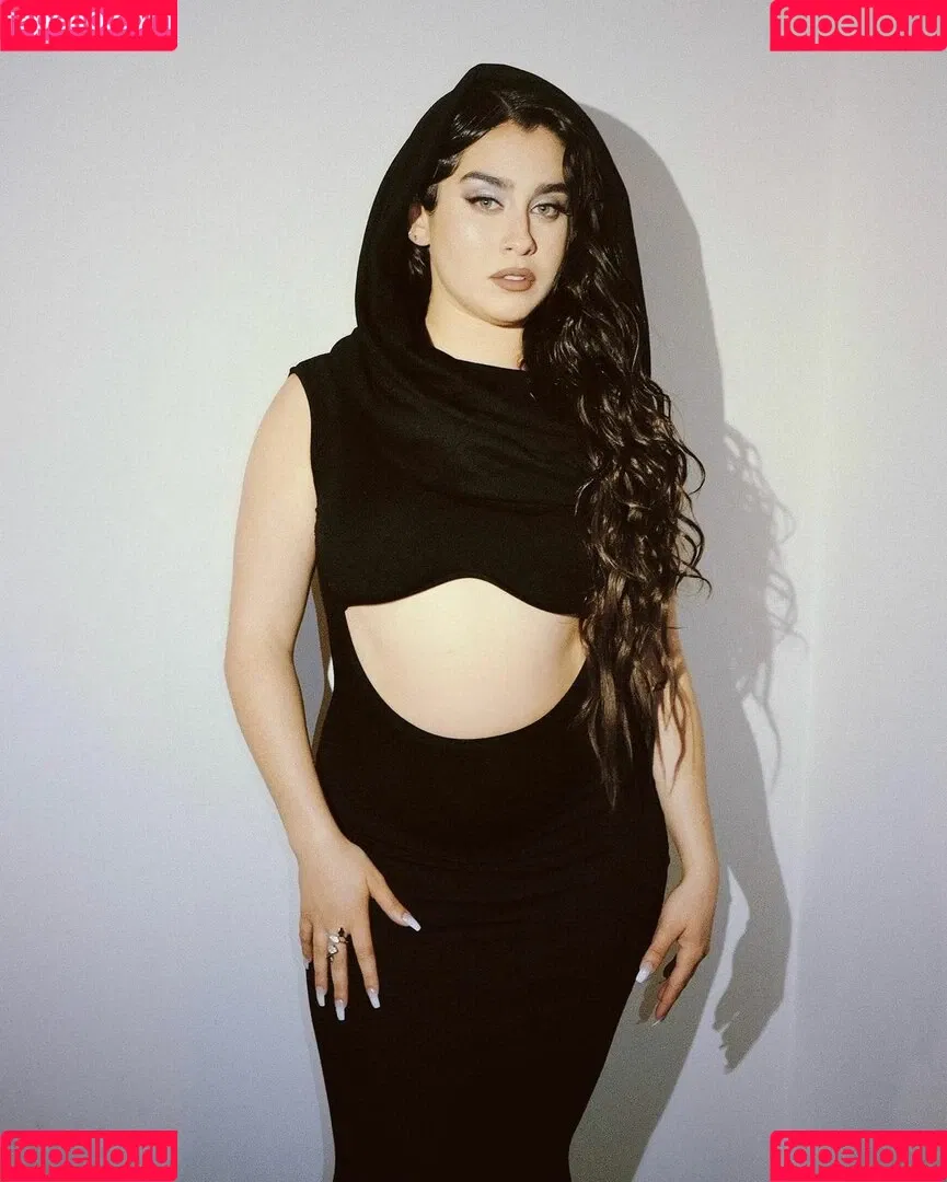 Lauren Jauregui Onlyfans Photo Gallery 