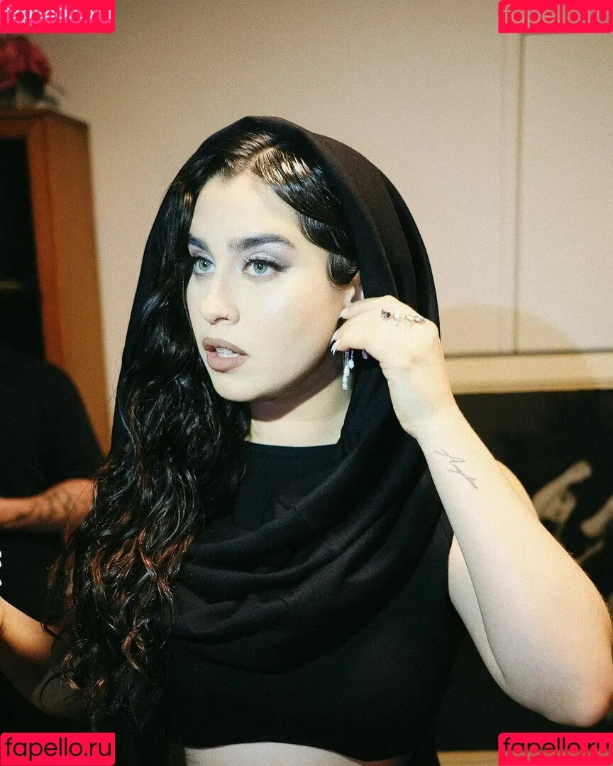 Lauren Jauregui Onlyfans Photo Gallery 