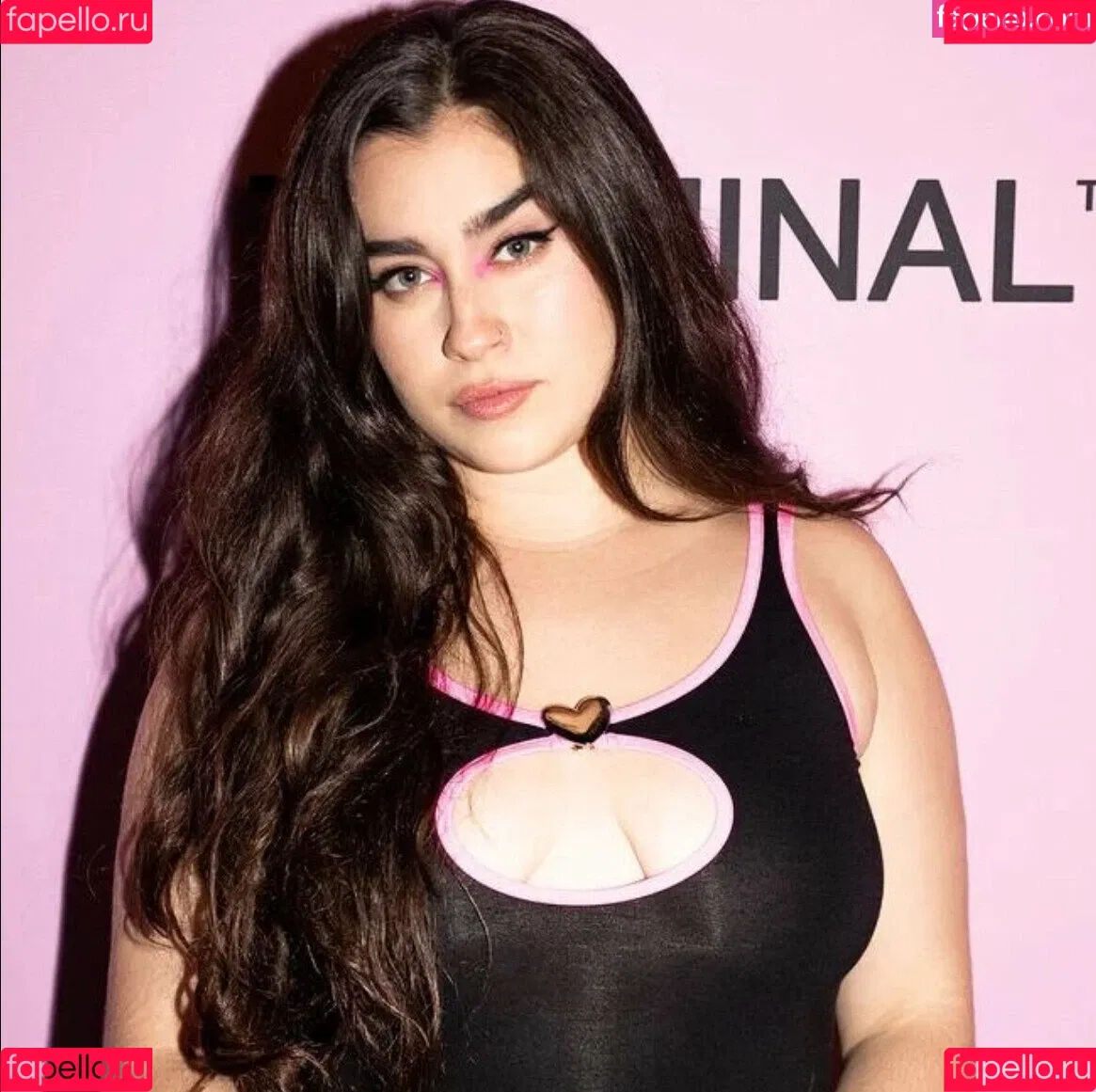 Lauren Jauregui Onlyfans Photo Gallery 