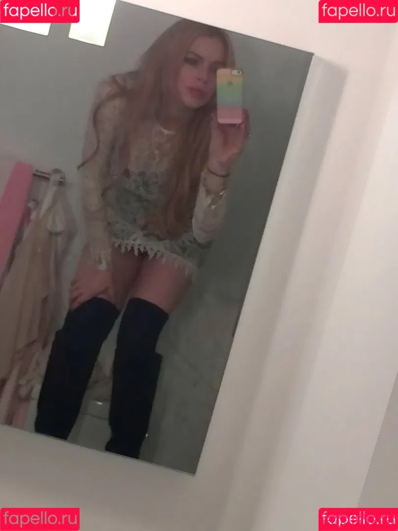 Lindsay Lohan Onlyfans Photo Gallery 