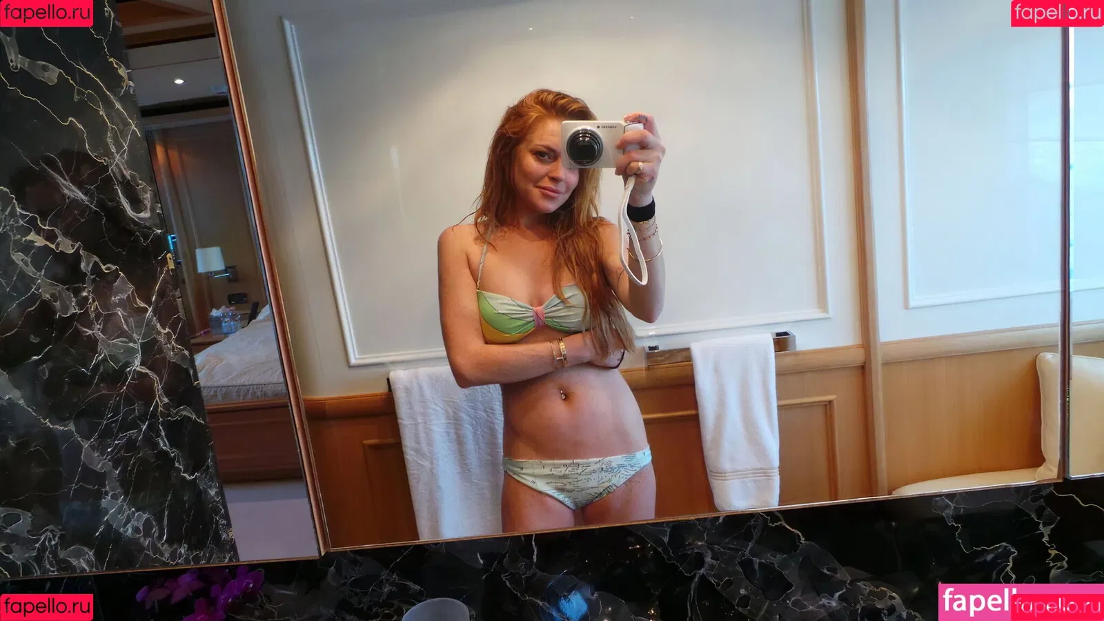 Lindsay Lohan Onlyfans Photo Gallery 