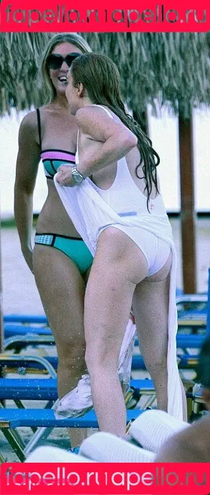 Lindsay Lohan Onlyfans Photo Gallery 