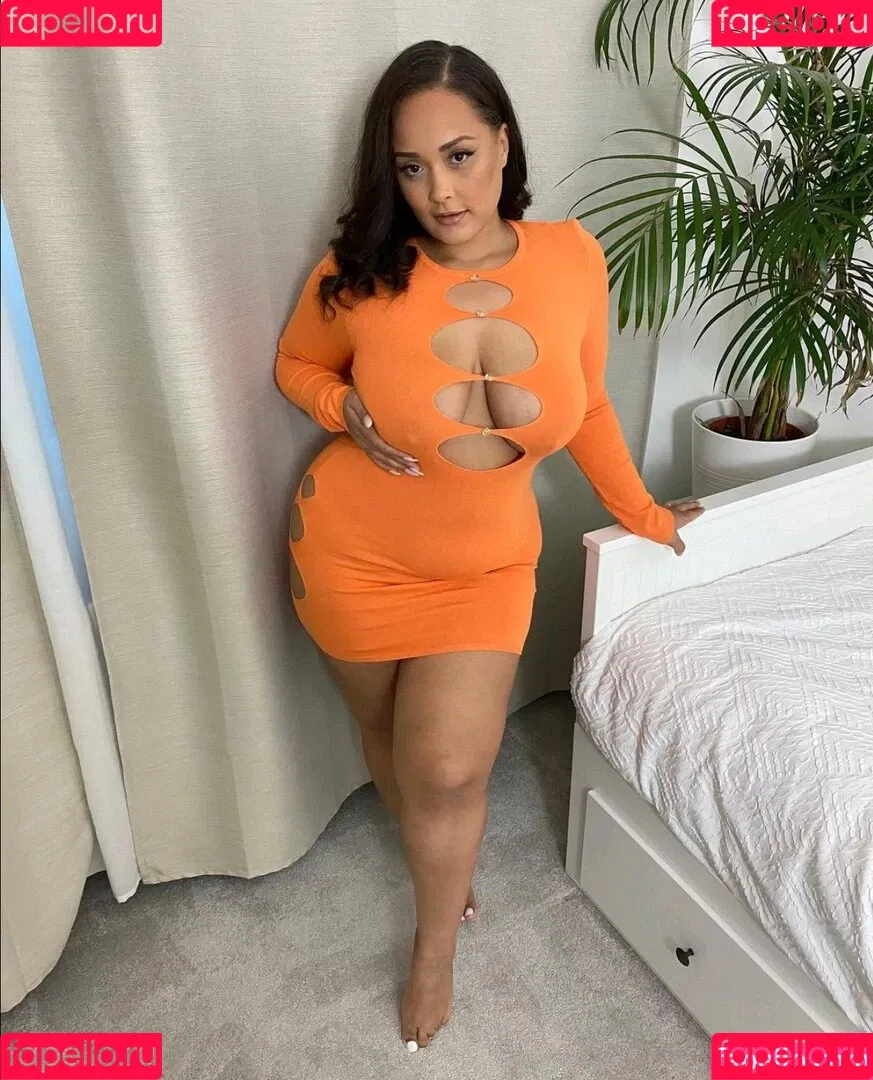 therealnatalie Onlyfans Photo Gallery 