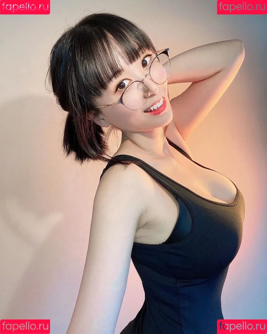 Larissa Rochefort Onlyfans Photo Gallery 