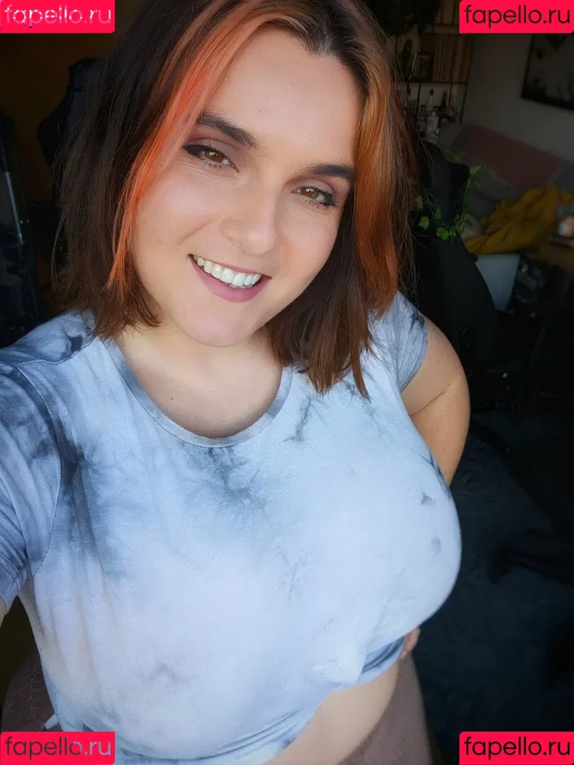 EmStreams Onlyfans Photo Gallery 