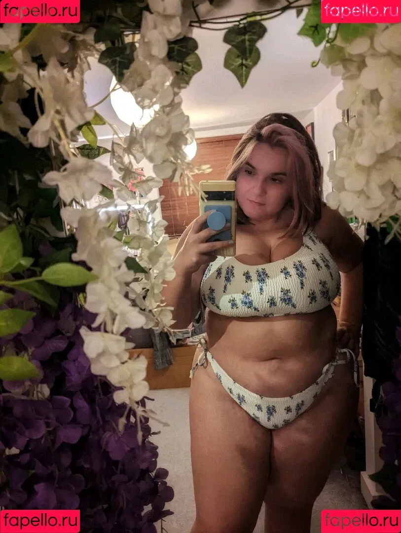 EmStreams Onlyfans Photo Gallery 