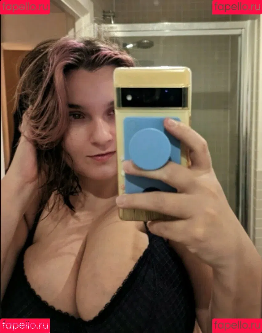 EmStreams Onlyfans Photo Gallery 