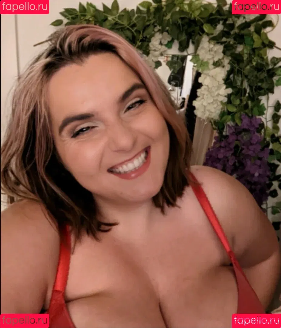 EmStreams Onlyfans Photo Gallery 