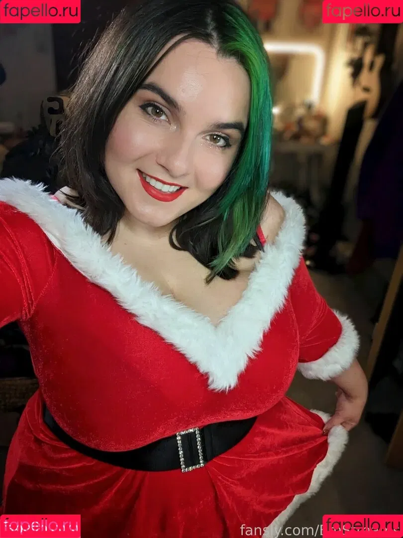 EmStreams Onlyfans Photo Gallery 