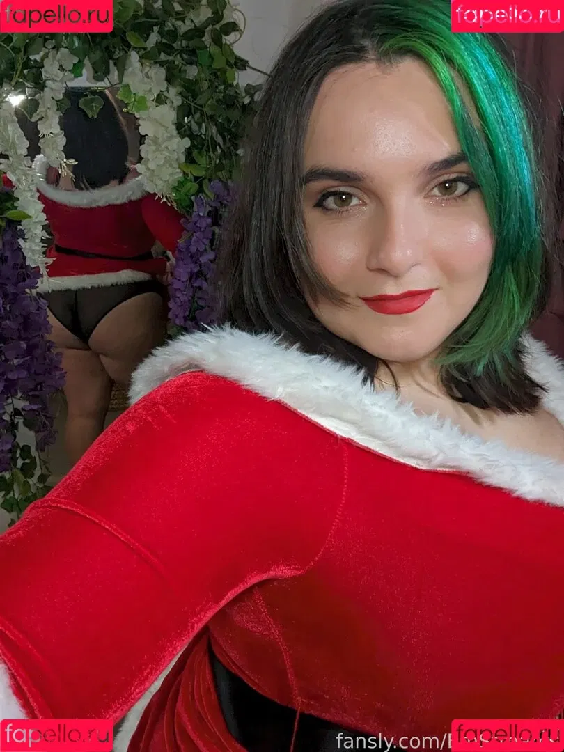 EmStreams Onlyfans Photo Gallery 