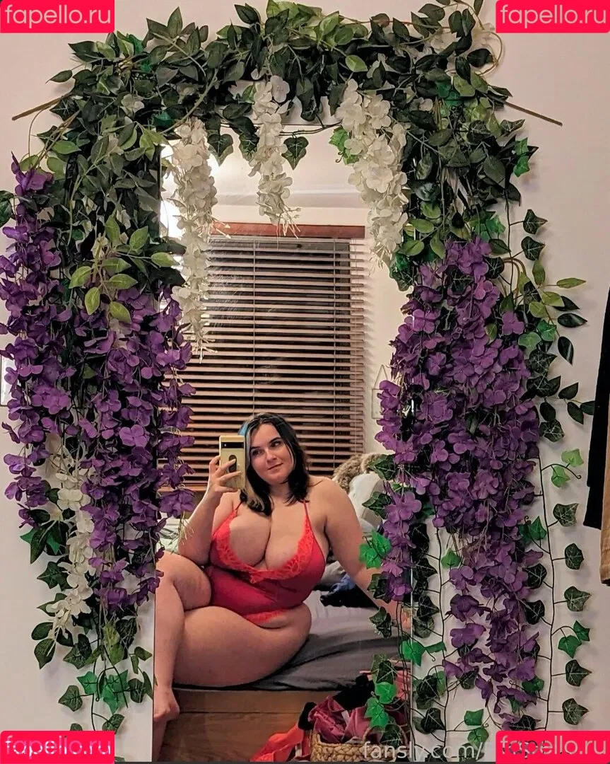 EmStreams Onlyfans Photo Gallery 
