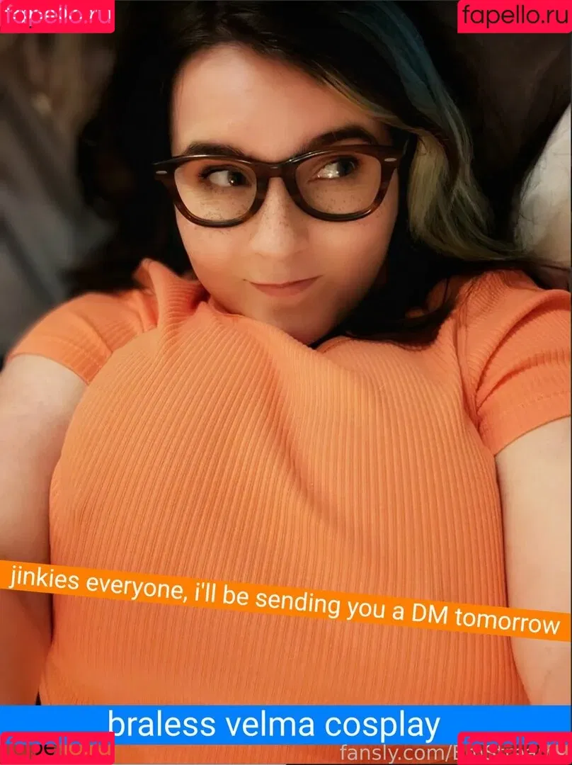 EmStreams Onlyfans Photo Gallery 