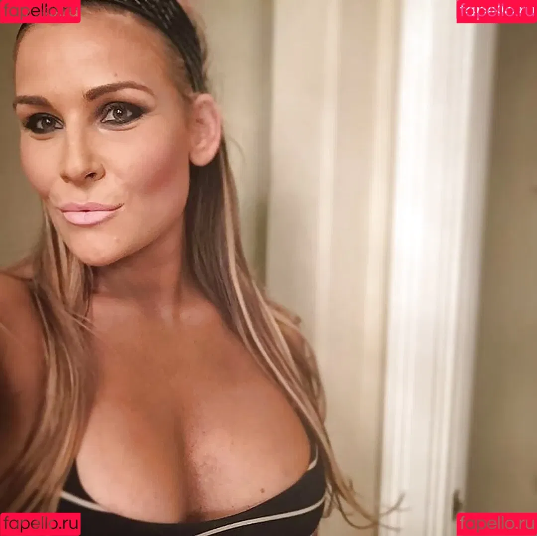 Natalya Neidhart Onlyfans Photo Gallery 