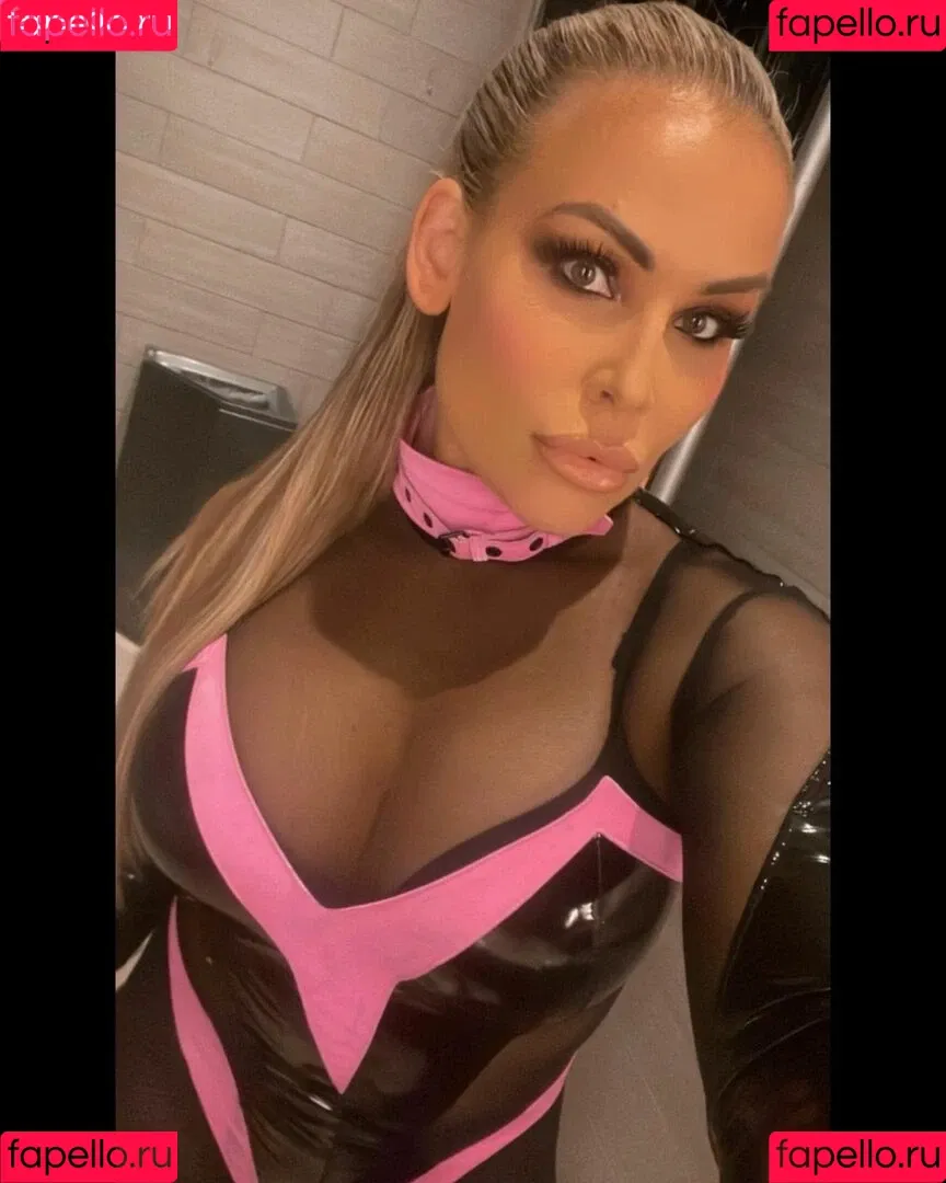 Natalya Neidhart Onlyfans Photo Gallery 