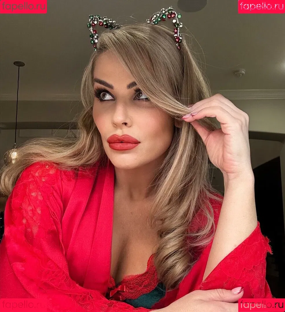 Natalya Neidhart Onlyfans Photo Gallery 