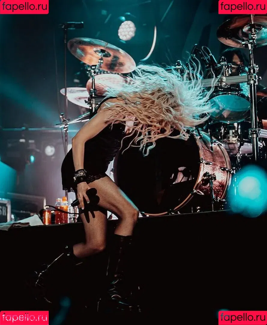 Taylor Momsen Onlyfans Photo Gallery 