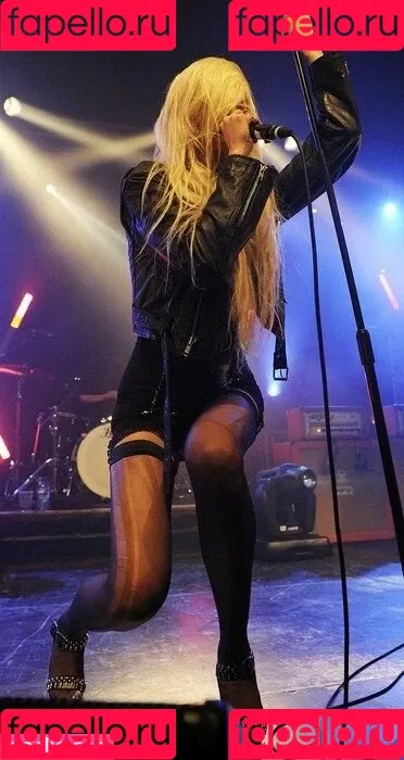 Taylor Momsen Onlyfans Photo Gallery 