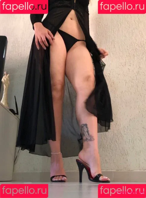 Goddess Grazi Onlyfans Photo Gallery 